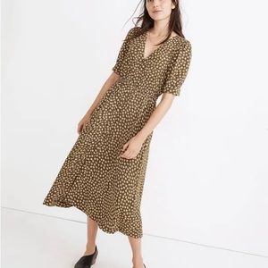 Madewell Button-Cuff Midi Dress in Woodcut Flowers